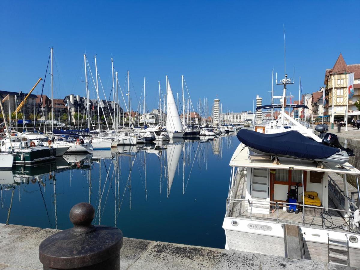 Studio Les Marinas-10 By Interhome Deauville Luaran gambar
